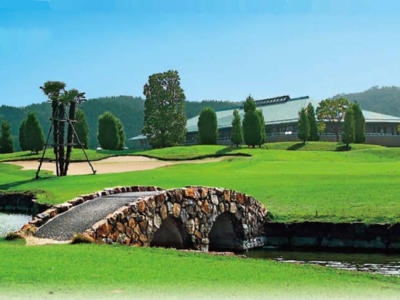 タカガワ新伊予ゴルフ倶楽部