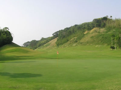 ＮＥＷユーアイゴルフクラブ