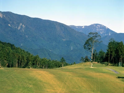 鈴峰ゴルフ倶楽部